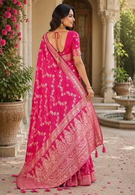 Rani pink soft silk floral jaal jacquard zari woven banarasi saree 4