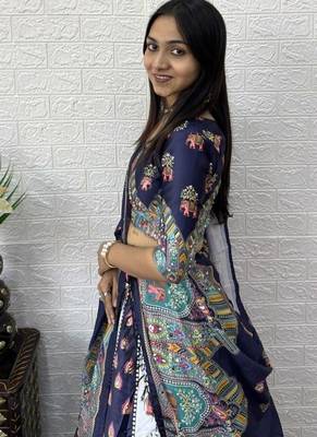 New Designer Print With Real Mirror Work Women's Lehenga Choli And Dupatta Set 5