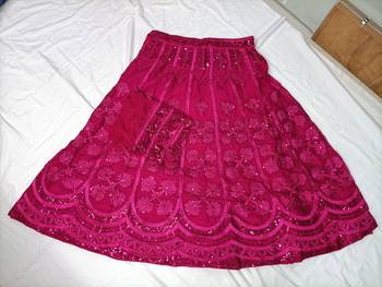 Pink Embroidered Lehenga Choli Set with Dupatta 7