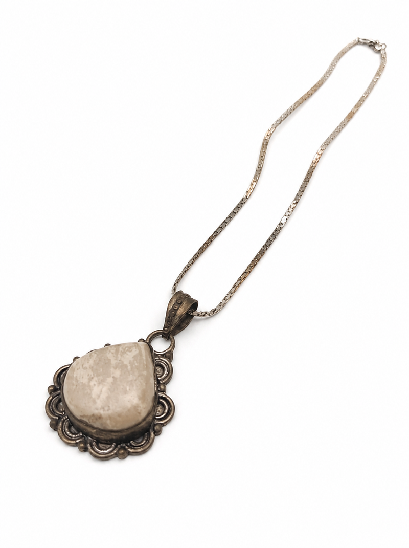 white color oxidised chain with stones pendant