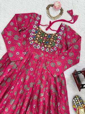 Rani pink cotton anarkali kurti with mirror embroidery 3
