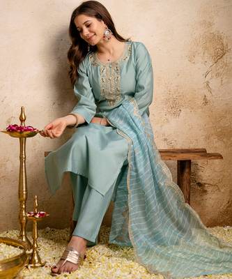 Sea green roman silk heavy thread embroidery work kurta pant set 4