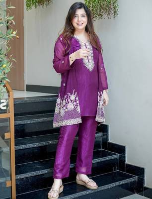 Purple chinon silk heavy thread embroidery beads work kurta & pant with koti set 2