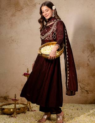 Coffee vichitra silk heavy thread embroidery work kurta pant set 4