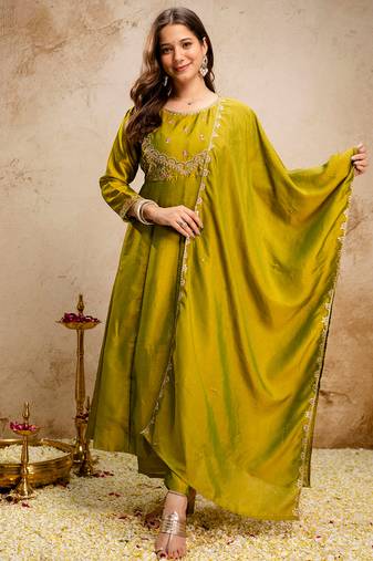 Green vichitra silk heavy thread embroidery work kurta pant set