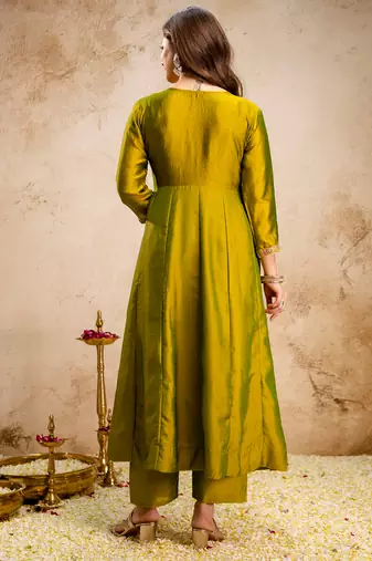 Green vichitra silk heavy thread embroidery work kurta pant set
