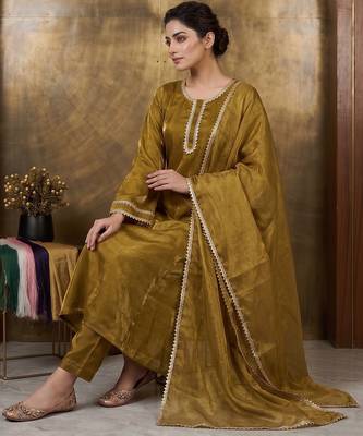 Royal mustard gold silk gown set with dupatta 2