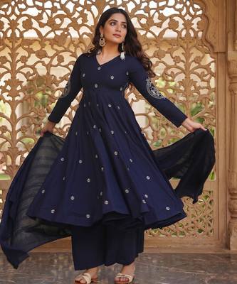 Ethnic navy blue anarkali with matching dupatta 2