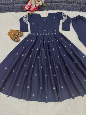 Ethnic navy blue anarkali with matching dupatta 5