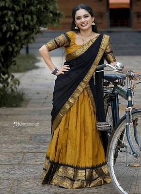 Yellow Silk Zari Lehenga with Banarasi Silk Dupatta 1