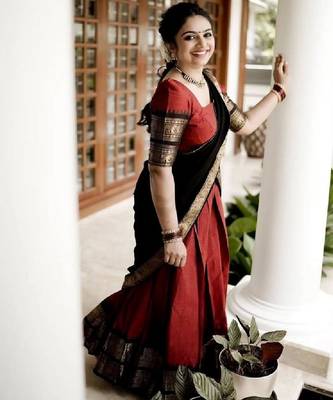 Marron Silk Zari Lehenga with Banarasi Silk Dupatta 4