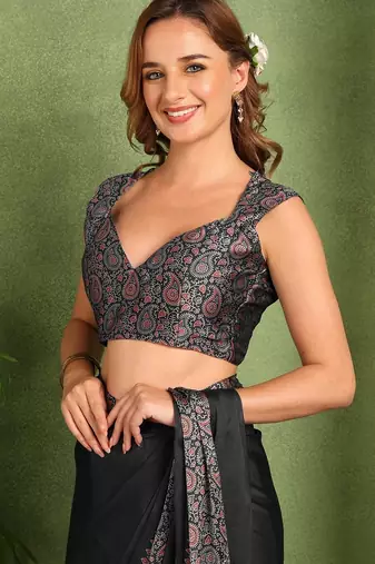 Mirchi fashion women's black paisley kalamkari print chiffon saree with unstitched blouse piece