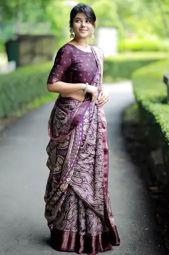 Mirchi fashion women's wine paisley zari border cotton silk,silk blend saree with unstitched blouse piece
