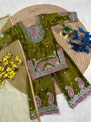 Premium mehendi fendy silk embroidery sequence top with palazzo set 4