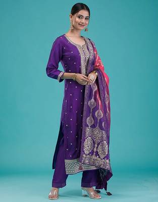 Trendmalls women's purple jaquard silk embroidery sequence work kurta pant with dupatta set 1