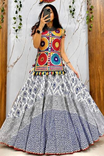 MulticolorNavratri Muslin Cotton Chaniya Choli with Gamthi Embroidery & Real Mirror Work