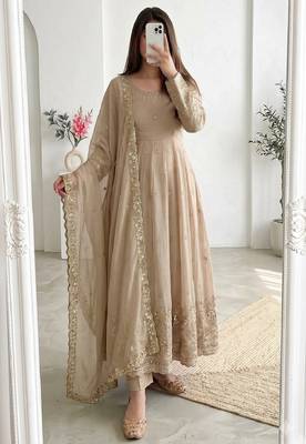 cream embroidered anarkali suit with dupatta 1
