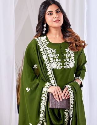 Mahendi color mul cotton fabric designer embroidery work festive salwar kameez for girls 3