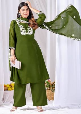 Mahendi color mul cotton fabric designer embroidery work festive salwar kameez for girls 5