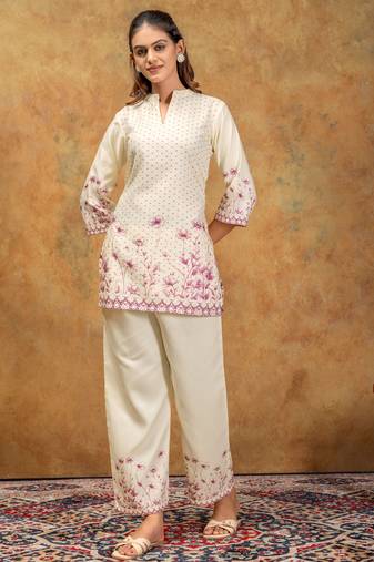 Pink color soft cotton fabric designer cord set for casual girlie looks
