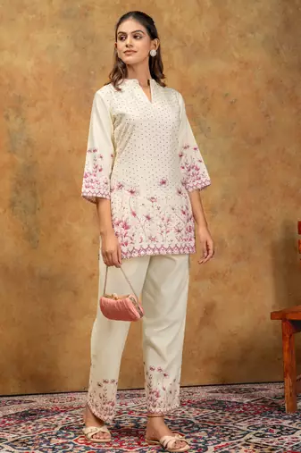 Pink color soft cotton fabric designer cord set for casual girlie looks