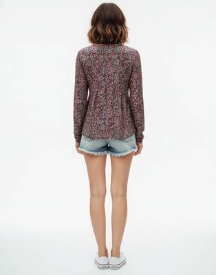 Magenta color poly crepe fabric designer printed stylish casual tops for girls 2
