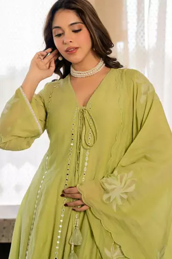 Green color chanderi fabric designer ceremonial salwar suit for girlie party looks
