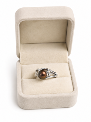 Black pearl finger ring with silver filigree band, adjustable 2