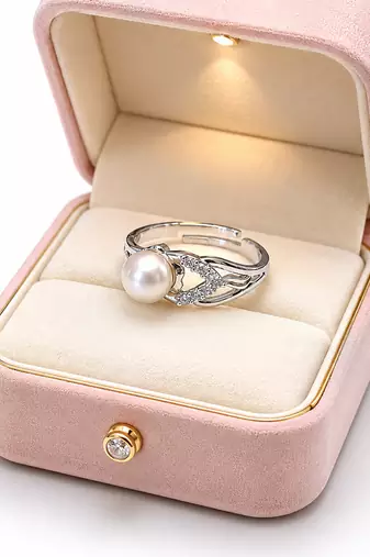 New pearl finger ring with cz accents, silver-tone, adjustable
