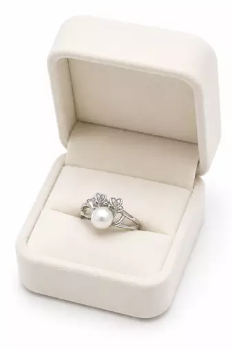 Pearl finger ring with cz heart accents, silver-tone, adjustable