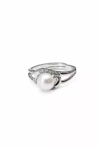 Pearl finger ring for women, silver-tone, adjustable