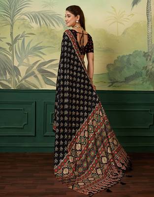 Black color beautiful chinon silk saree with smart print designer and mirror work 2