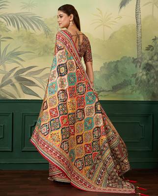 Multicolor elegant crepe silk saree with designer print design and trendy mirror work 2