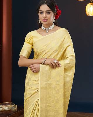 Yellow color georgette fabric designer woven partywear ethnic saree 3
