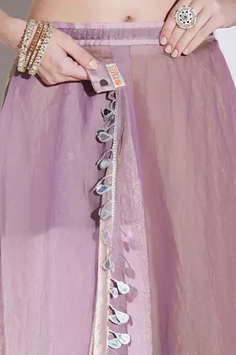 G purple color smart designer lace border organza fabric partywear organza saree