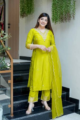 Lemon chanderi embroidered kurta set for women with pant and dupatta
