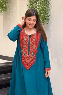 Teal blue crepe embroidered kurta set for women with palazzo 4