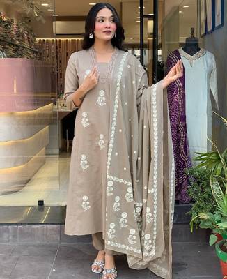 Cream cotton embroidered kurta set for women with pant and dupatta 3
