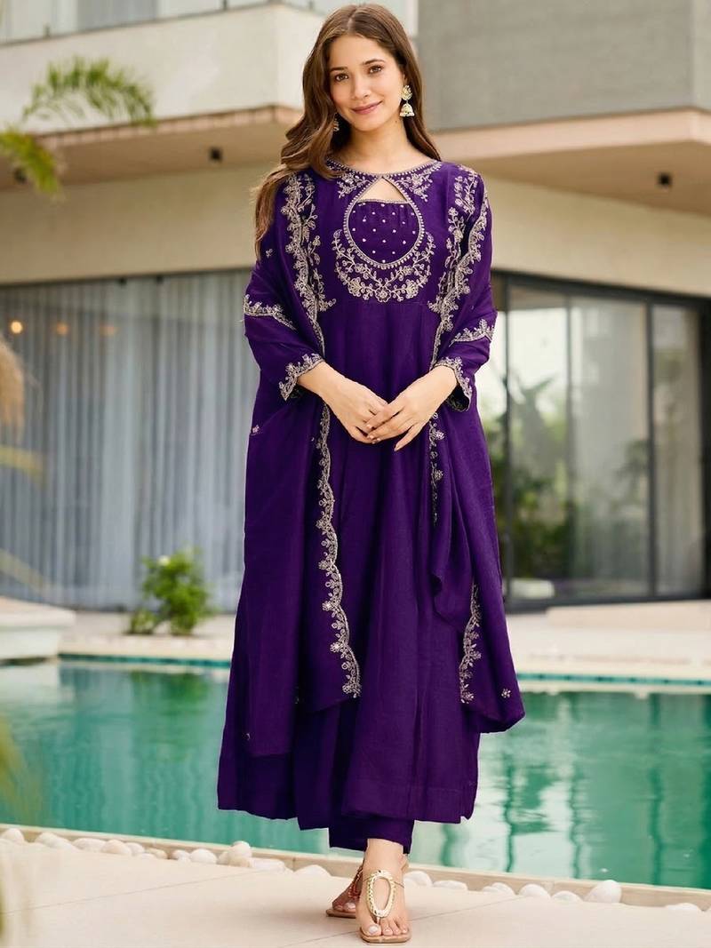Purple silk blend embroidered kurta set for women with dupatta and pant
