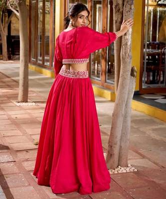 pink silk blend embroidered fashion lehenga-choli 3