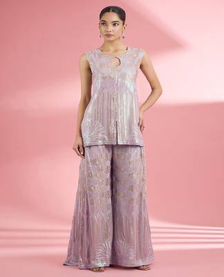 Dull pink georgette sharara cape set with thread and sequin work 3