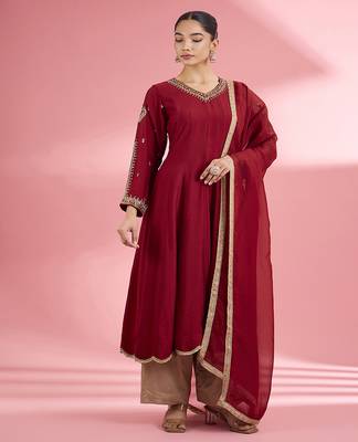 Maroon  katan silk hand embroidered kurta set 1