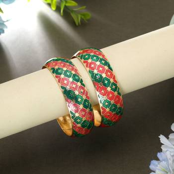 Green & rani color meenakari bangle pair festive look 1