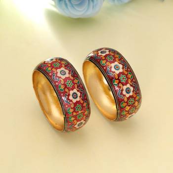 Maroon color hand painted meenakari bangle pair 1