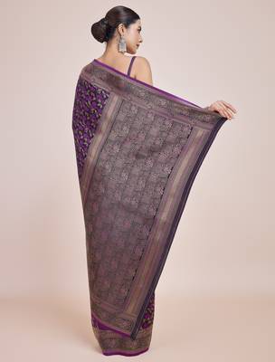 wine silk blend banarasi jacuard work saree with unstitched blouse piece 3