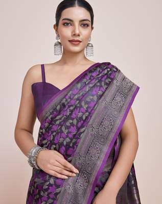 wine silk blend banarasi jacuard work saree with unstitched blouse piece 4