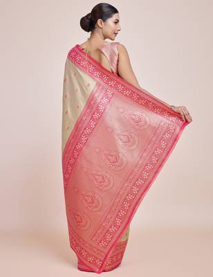 cream silk blend banarasi jacuard work saree with unstitched blouse piece 3