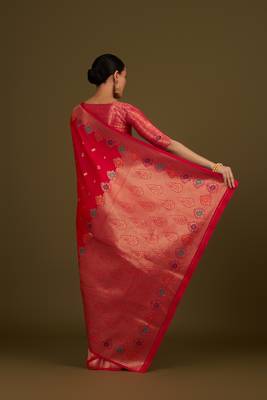pink silk blend banarasi jacuard work saree with unstitched blouse piece 3