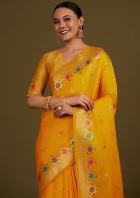 yeloow silk blend banarasi jacuard work saree with unstitched blouse piece 4