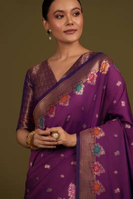 wine silk blend banarasi jacuard work saree with unstitched blouse piece 5